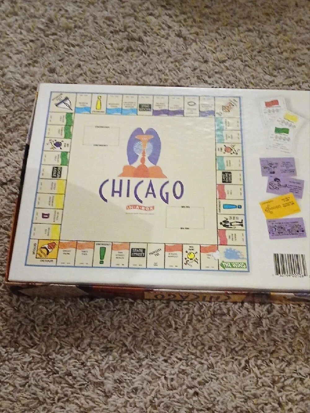chic Chicago In-A-Box Game with Yellow Banner